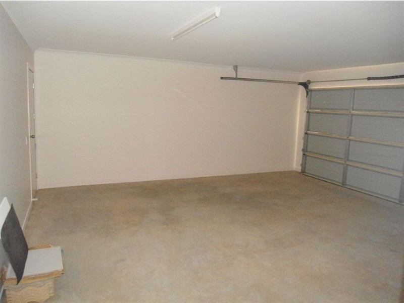 9 Presidential Avenue, Jones Hill QLD 4570