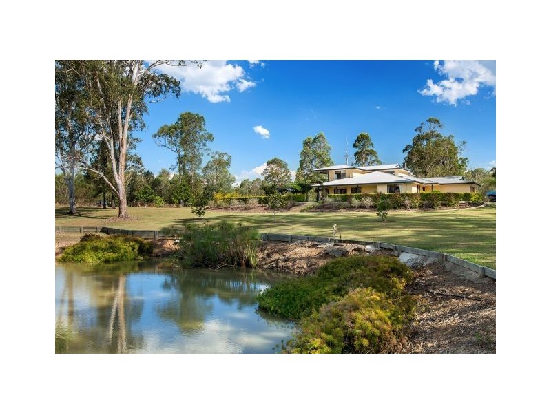 19 Stacy Lane, The Dawn QLD 4570