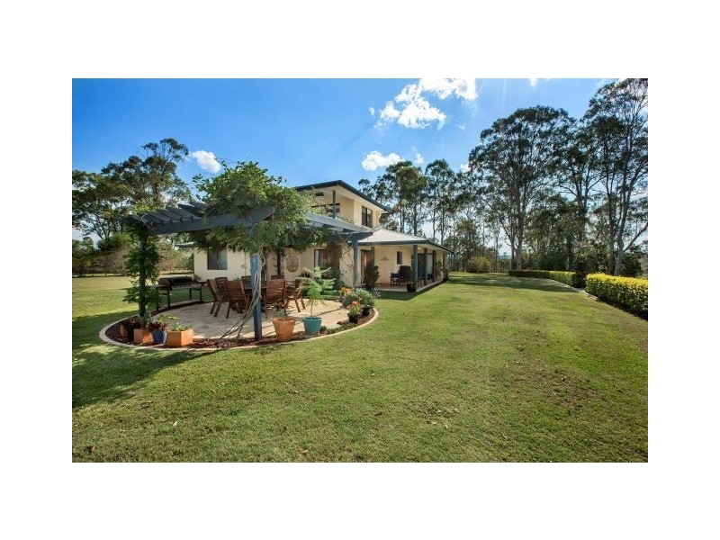 19 Stacy Lane, The Dawn QLD 4570