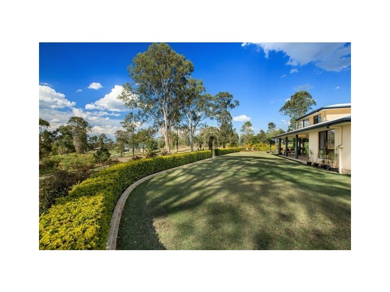 19 Stacy Lane, The Dawn QLD 4570