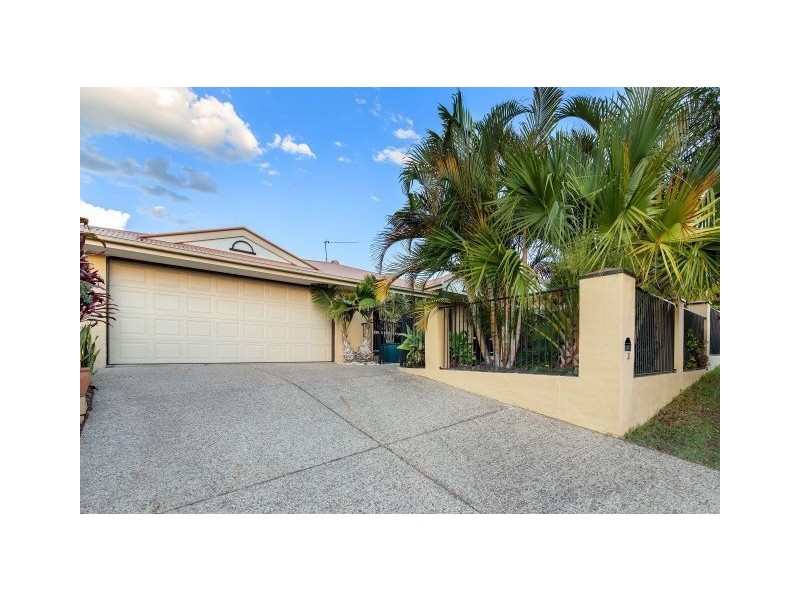 2 Madonna Place, Gympie QLD 4570