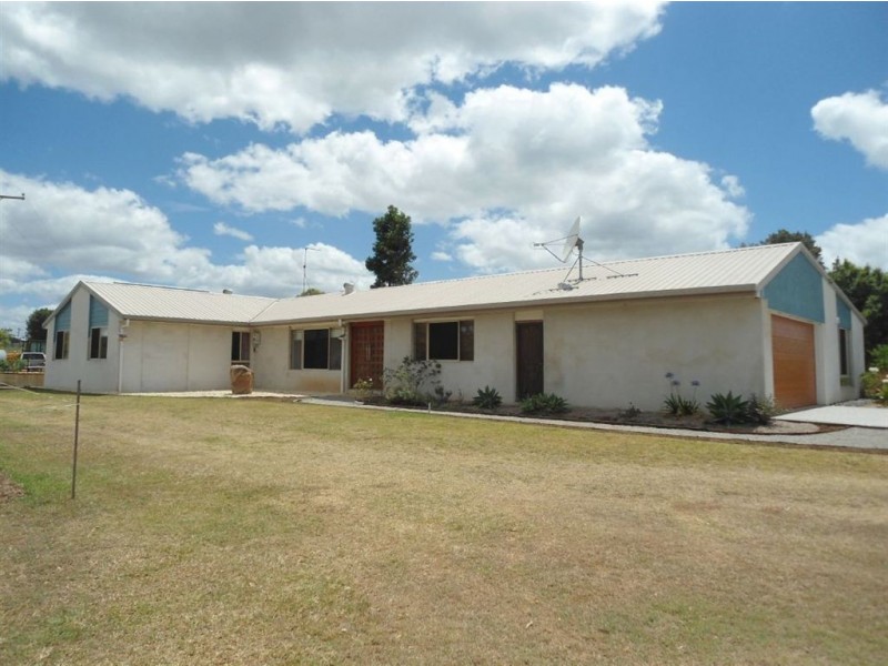 74 Silky Oak Drive, Southside QLD 4570