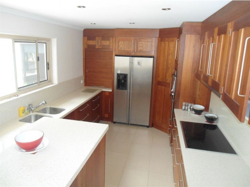 74 Silky Oak Drive, Southside QLD 4570