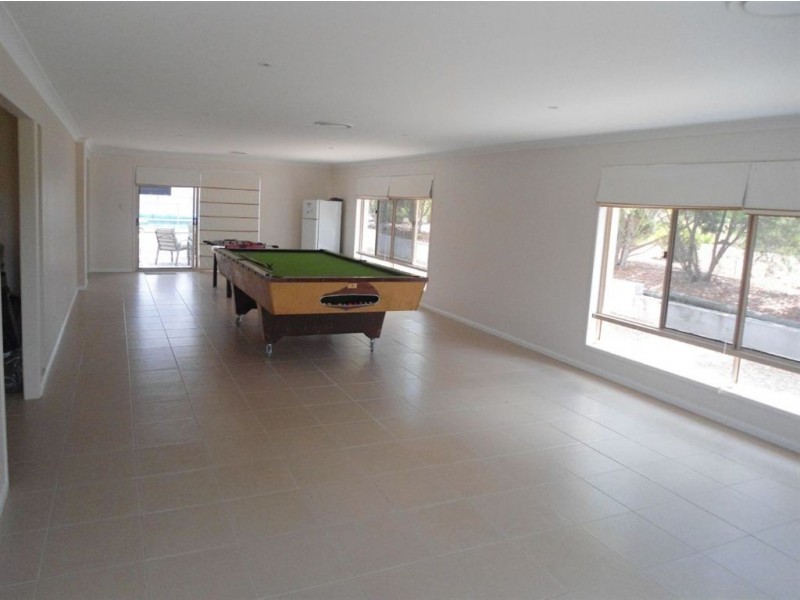 74 Silky Oak Drive, Southside QLD 4570