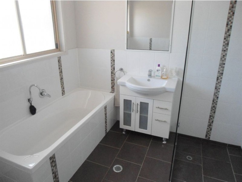 74 Silky Oak Drive, Southside QLD 4570