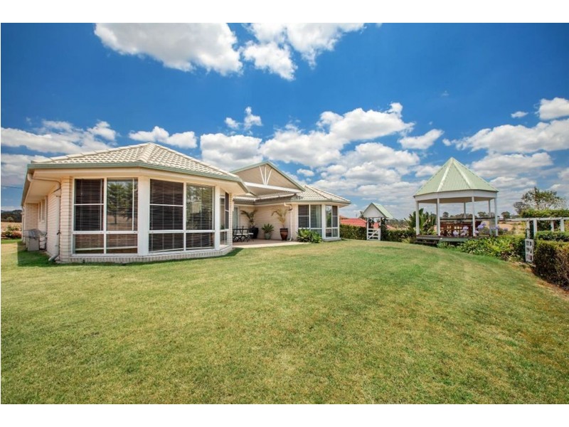 92 Pine Valley Drive, Pie Creek QLD 4570