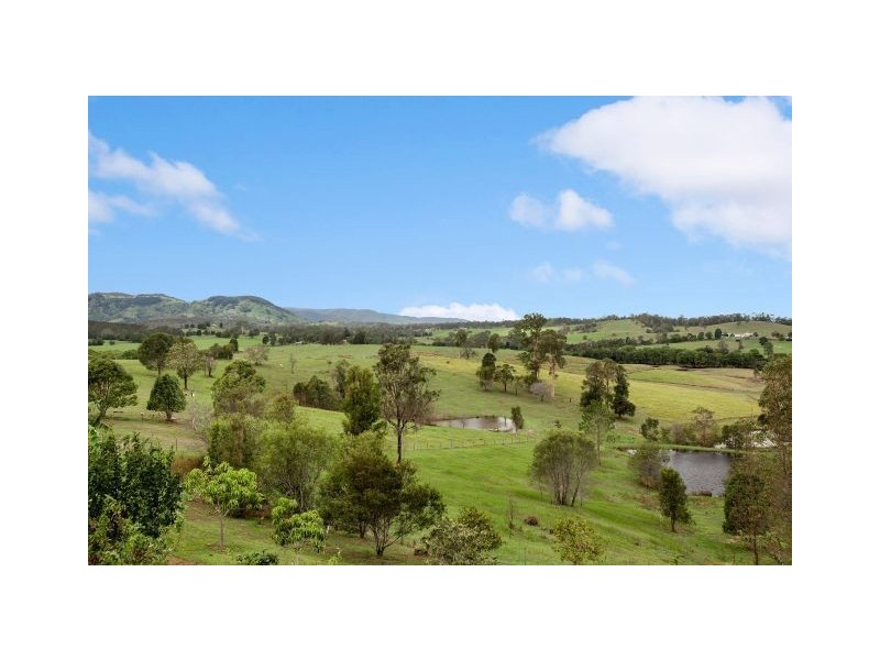 32 Castle Court, East Deep Creek QLD 4570