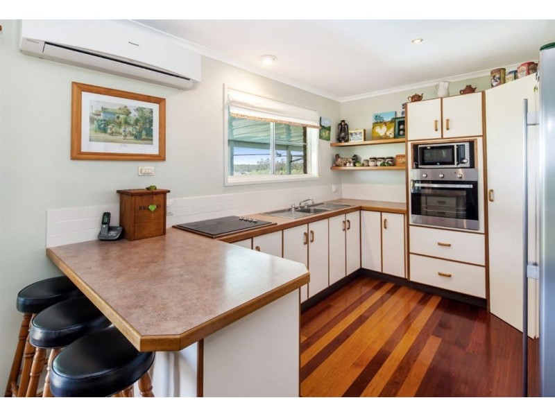 84 Old Veteran Road, Veteran QLD 4570