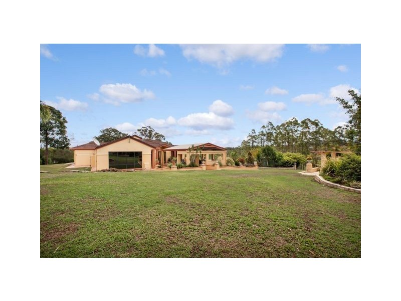 31 Parkland Drive, Chatsworth QLD 4570