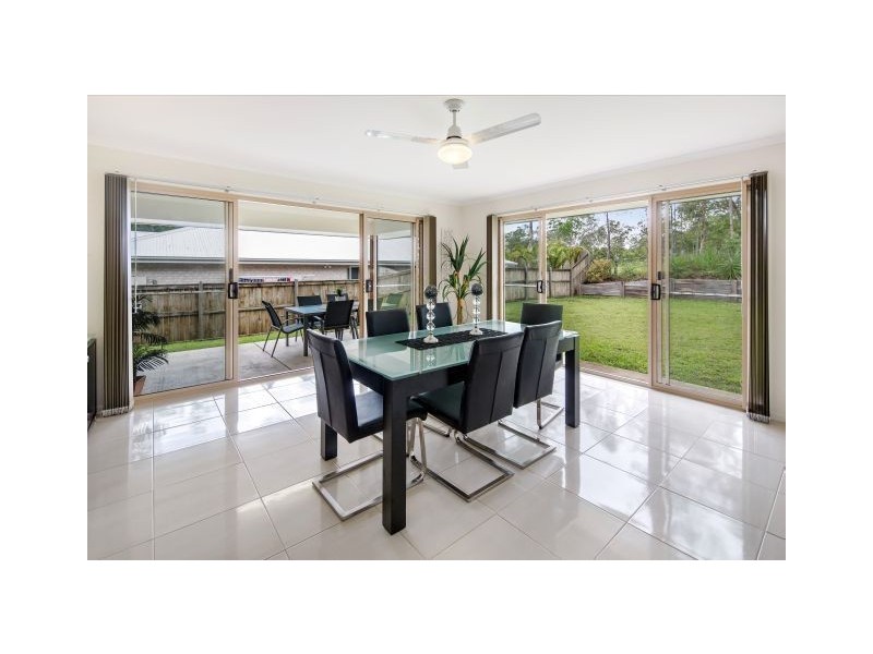 21 Skyline Tce, Araluen QLD 4570