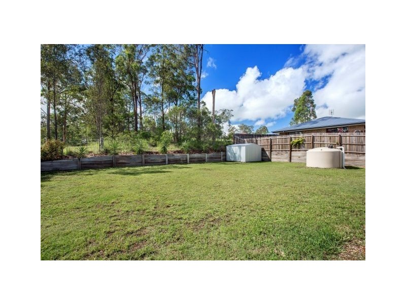 21 Skyline Tce, Araluen QLD 4570