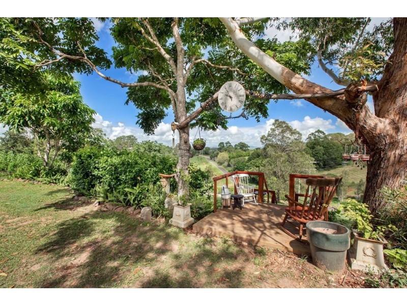 26 Hillview Road, Cedar Pocket QLD 4570
