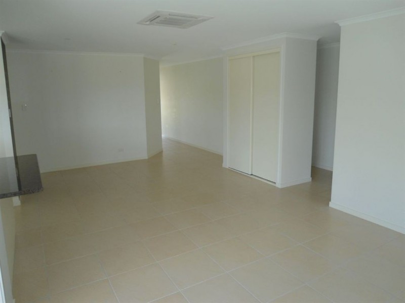 69 Furness Road, Southside QLD 4570