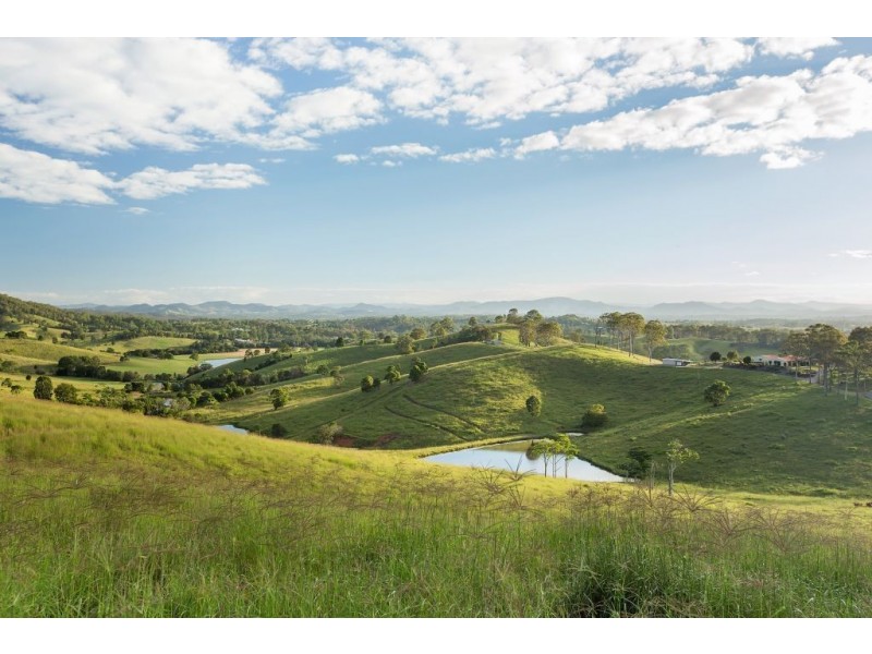 124 Bridge Creek Road, Greens Creek QLD 4570