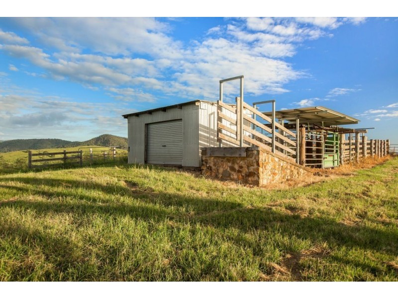 124 Bridge Creek Road, Greens Creek QLD 4570