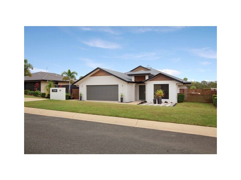 10 Hilltop Avenue, Southside QLD 4570