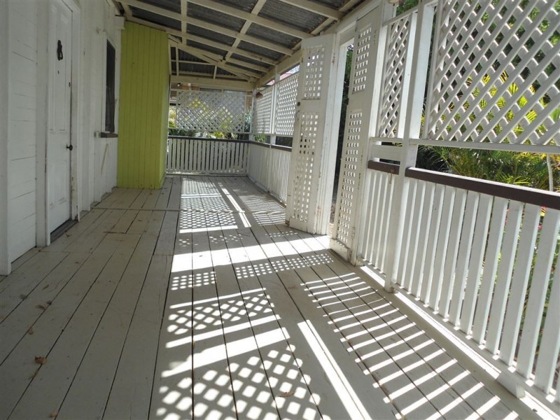 85 Noosa Rd, Monkland QLD 4570