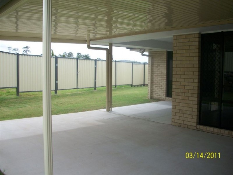 68 Furness Road, Southside QLD 4570