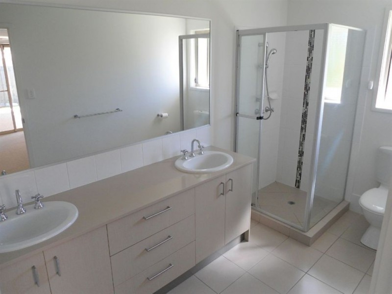 24 Ridgeview Drive, Gympie QLD 4570