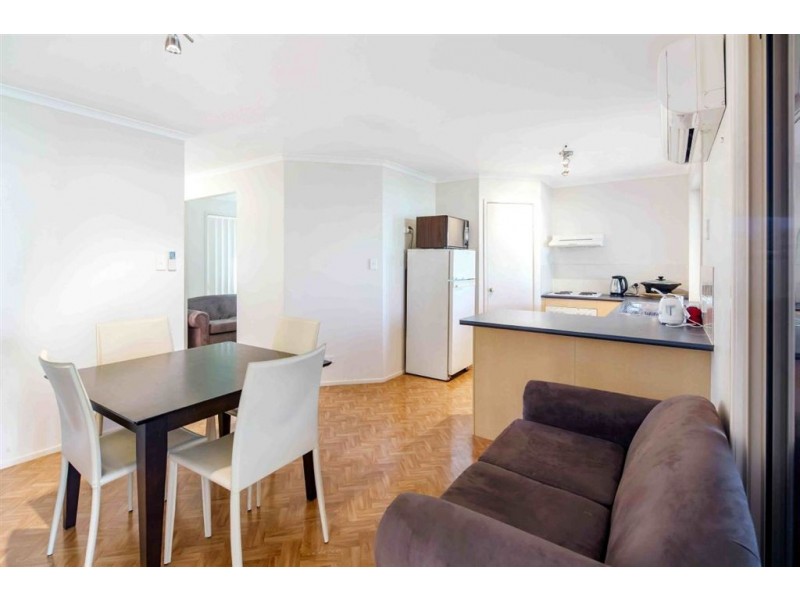 10 Castlereagh Court, Southside QLD 4570