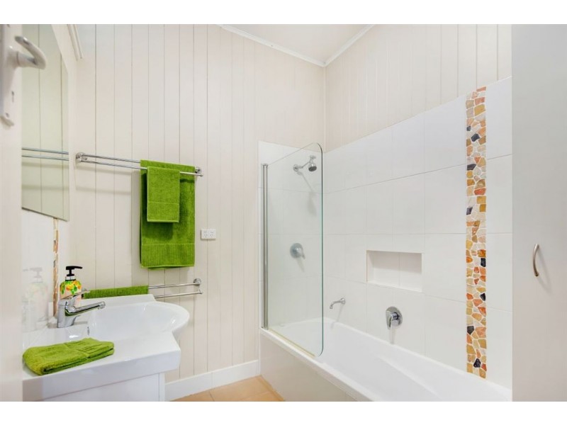 27 Hilton Road, Gympie QLD 4570