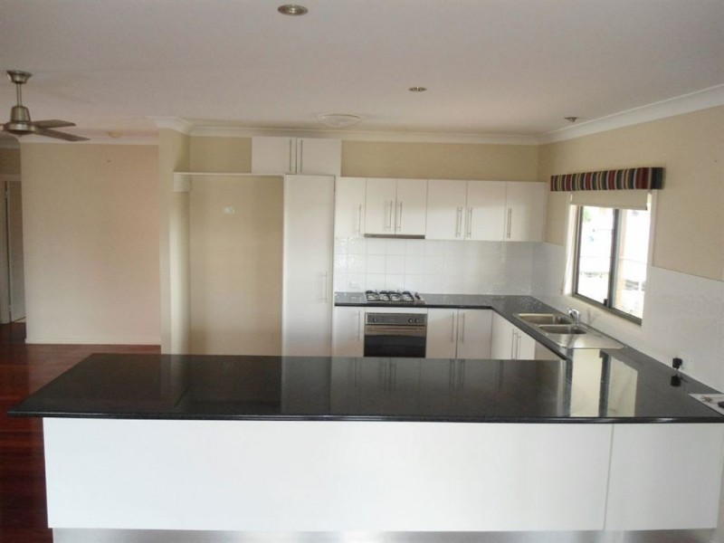 34 Hilltop Avenue, Southside QLD 4570