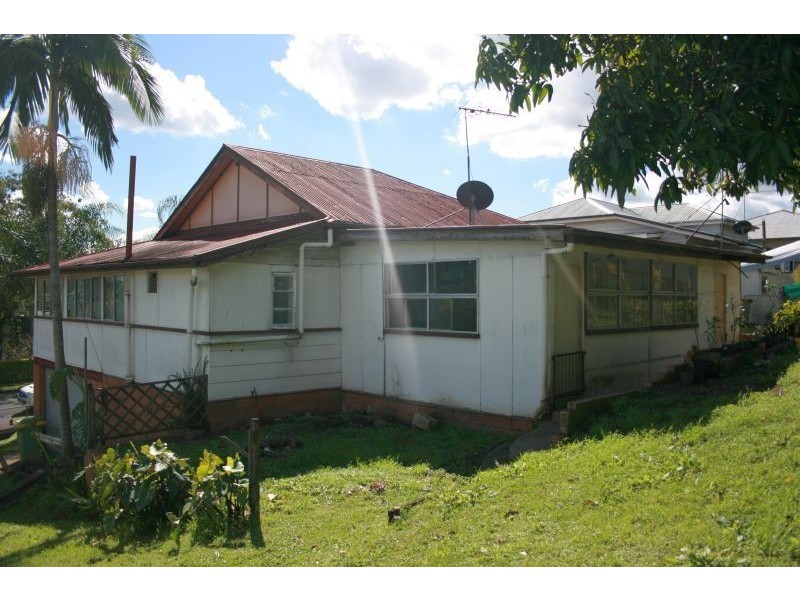 61 Lawrence Street, Gympie QLD 4570