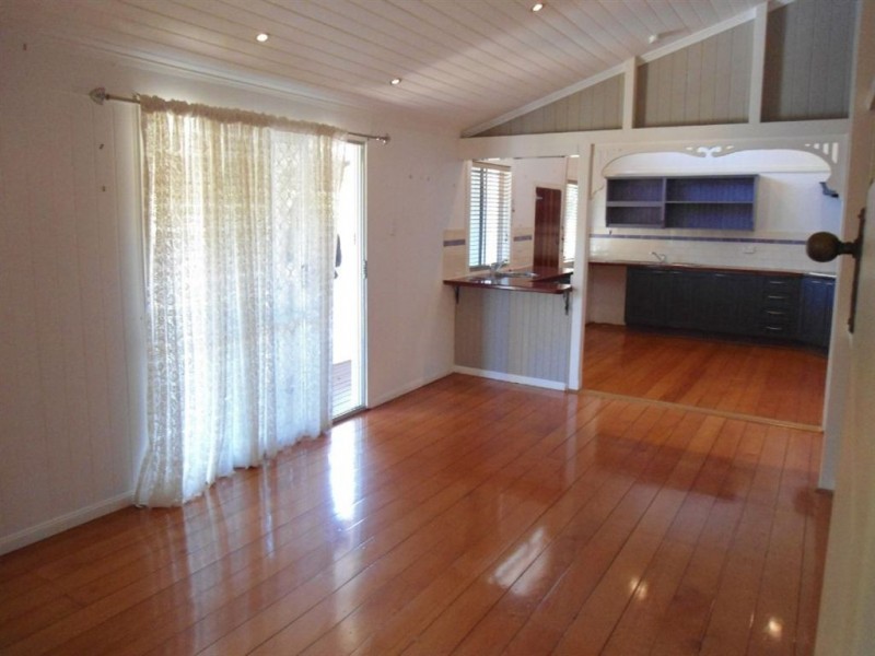 7 Crown Road, Gympie QLD 4570