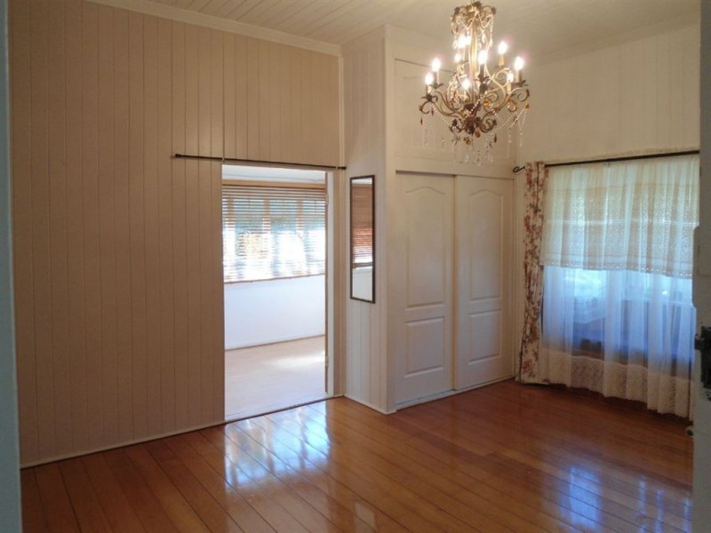 7 Crown Road, Gympie QLD 4570