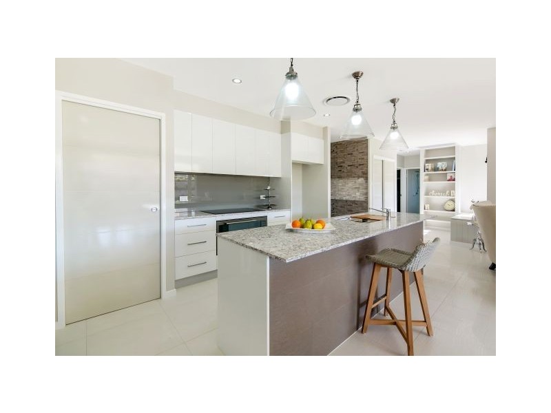 30 Woodland Drive, Southside QLD 4570