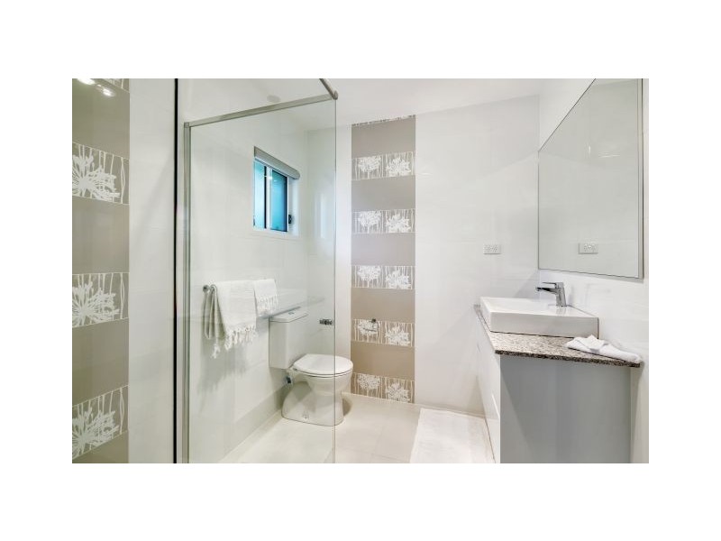 30 Woodland Drive, Southside QLD 4570