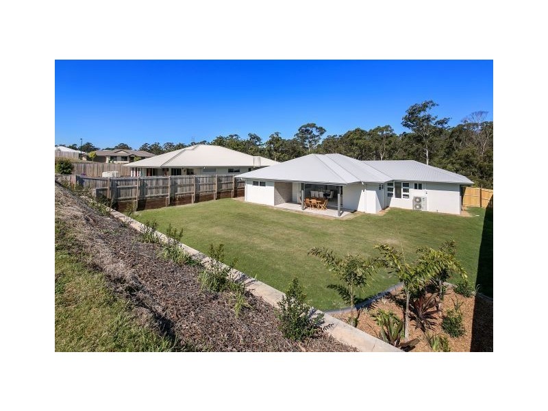 30 Woodland Drive, Southside QLD 4570