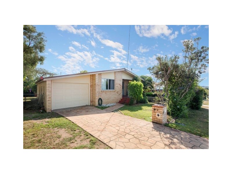 35 Noosa Road, Monkland QLD 4570