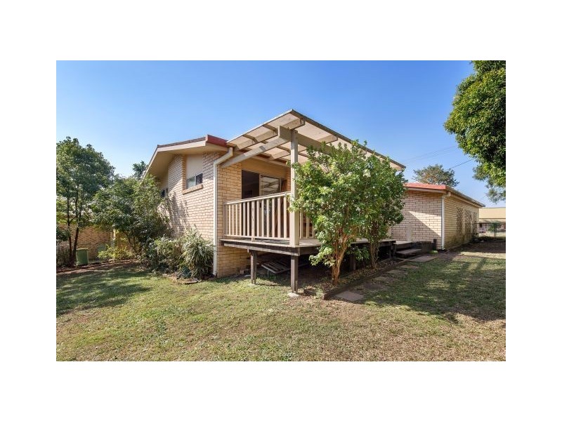 35 Noosa Road, Monkland QLD 4570