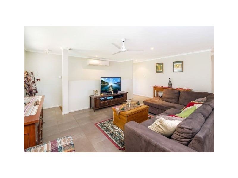 60 Bushland Drive, Southside QLD 4570