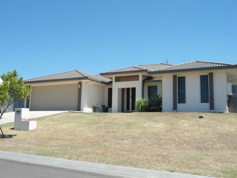73 Gympie View Drive, Southside QLD 4570