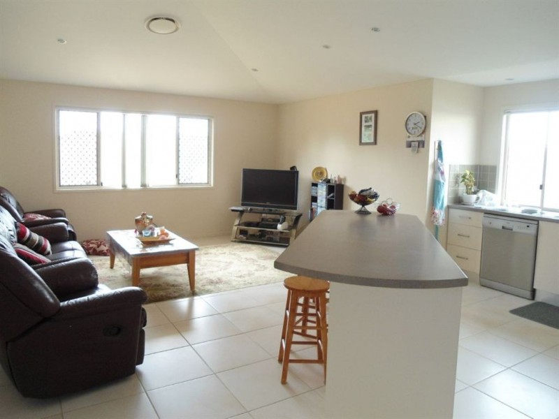 73 Gympie View Drive, Southside QLD 4570