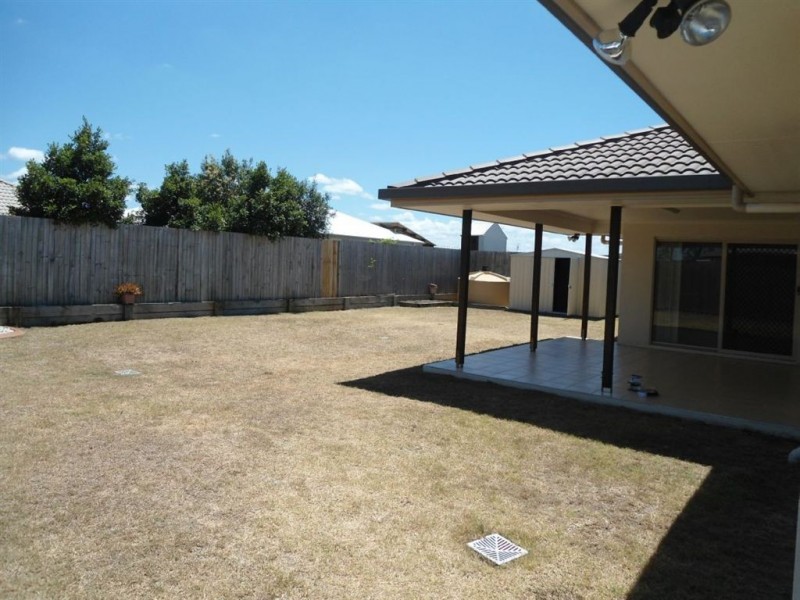 73 Gympie View Drive, Southside QLD 4570