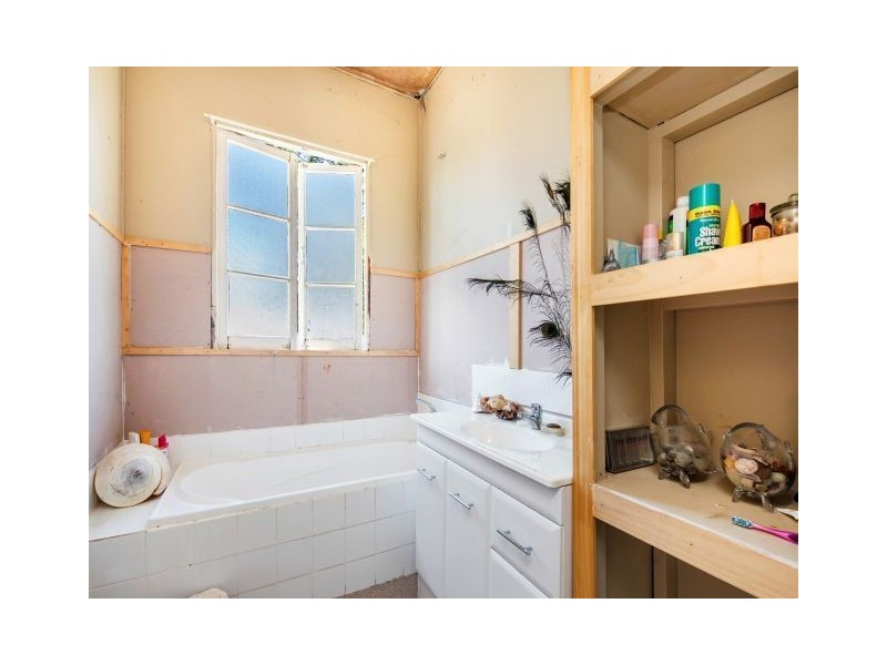 89 Noosa Road, Monkland QLD 4570