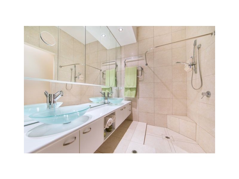 236 Noakes Road, Traveston QLD 4570