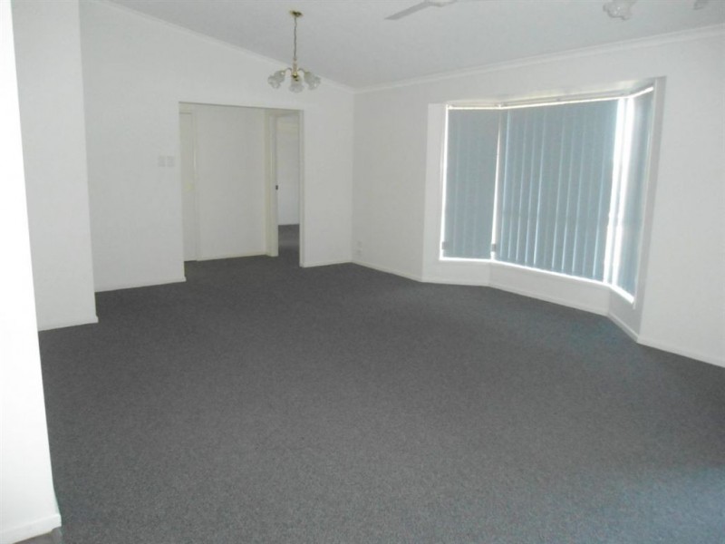 52 Furness Raod, Southside QLD 4570