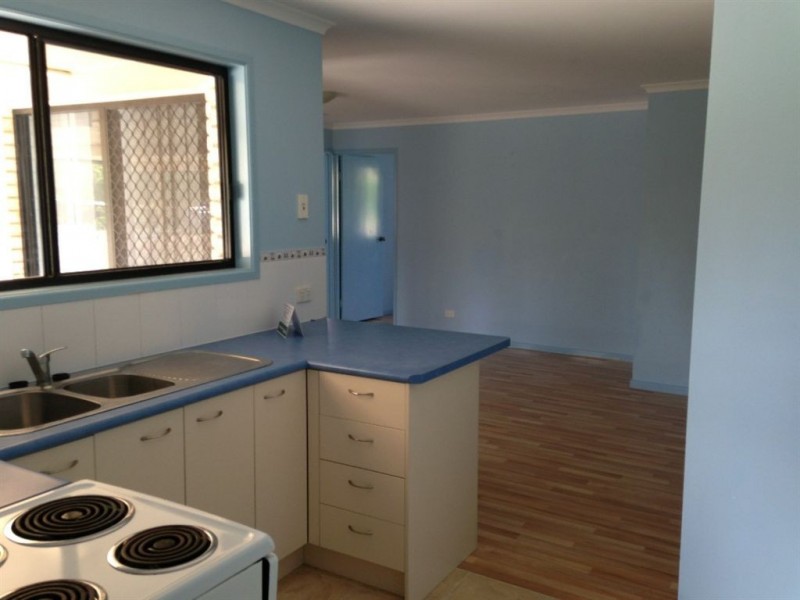 3 David Court, Southside QLD 4570