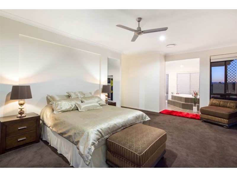 115 Traveston Crossing Road, Kybong QLD 4570