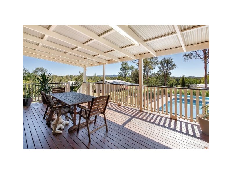 7 Bethongabel Court, Southside QLD 4570