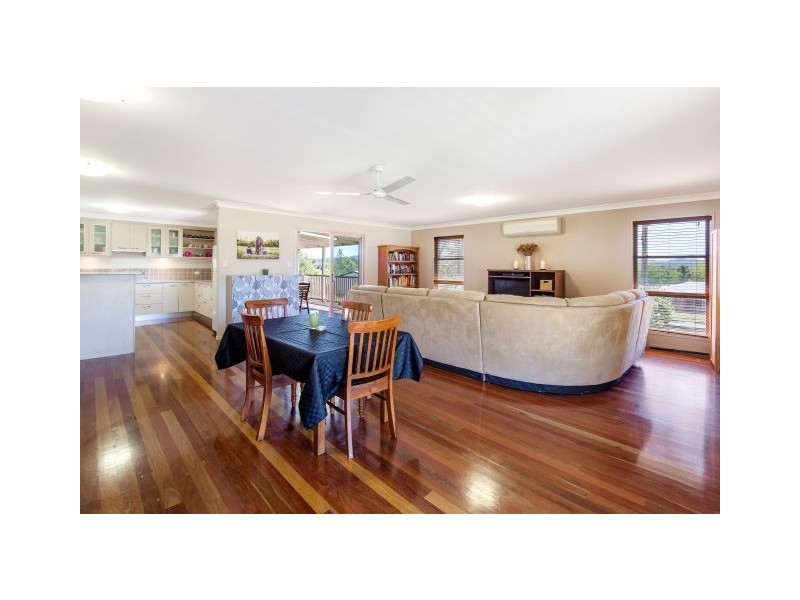 7 Bethongabel Court, Southside QLD 4570