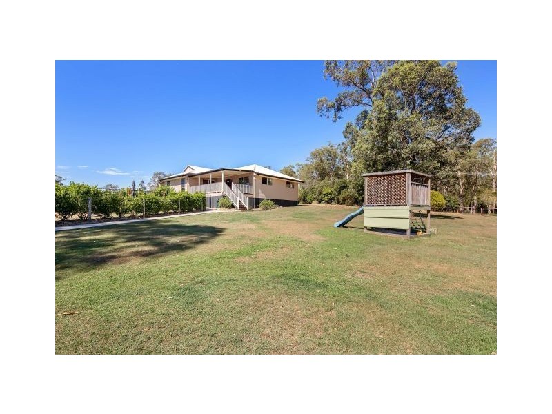 7 Bethongabel Court, Southside QLD 4570