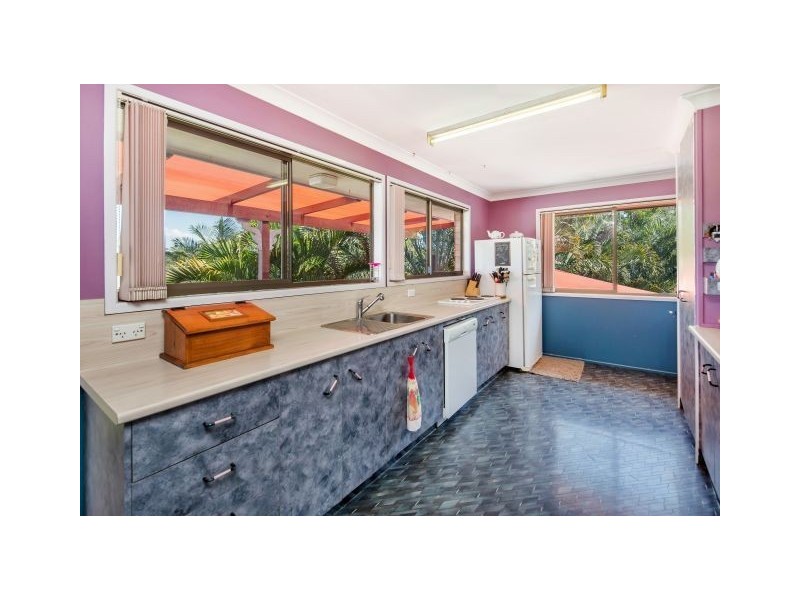 46 Watson Road, Southside QLD 4570