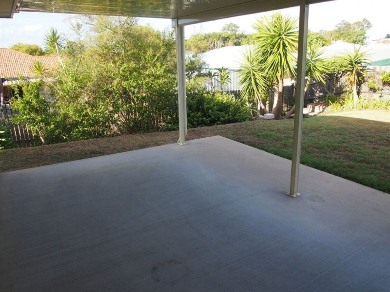 8 Killarney Court, Southside QLD 4570