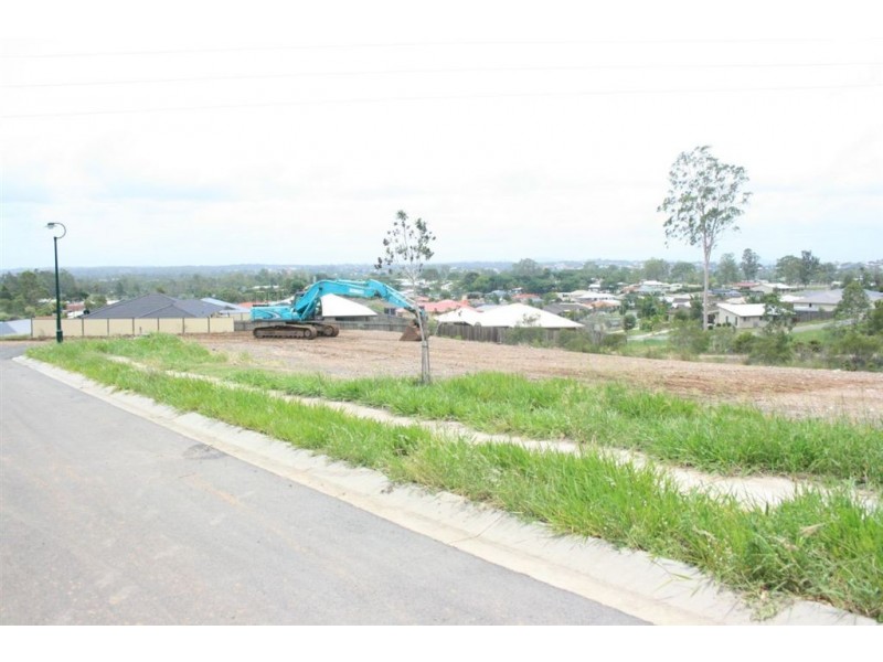 24 Eucalyptus Avenue, Southside QLD 4570