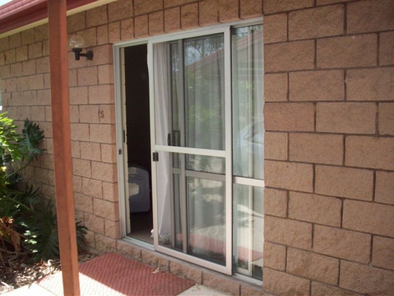 5/10 Johnstone Road, Southside QLD 4570